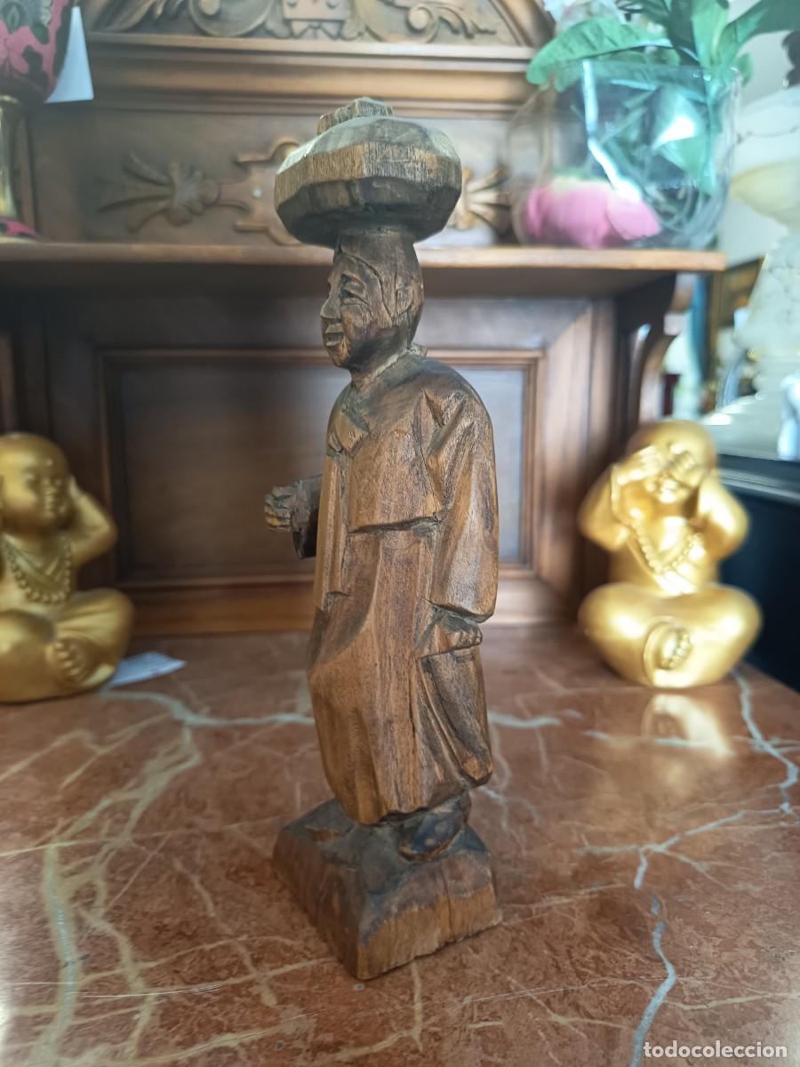 Vintage: Figura oriental de madera - Foto 3