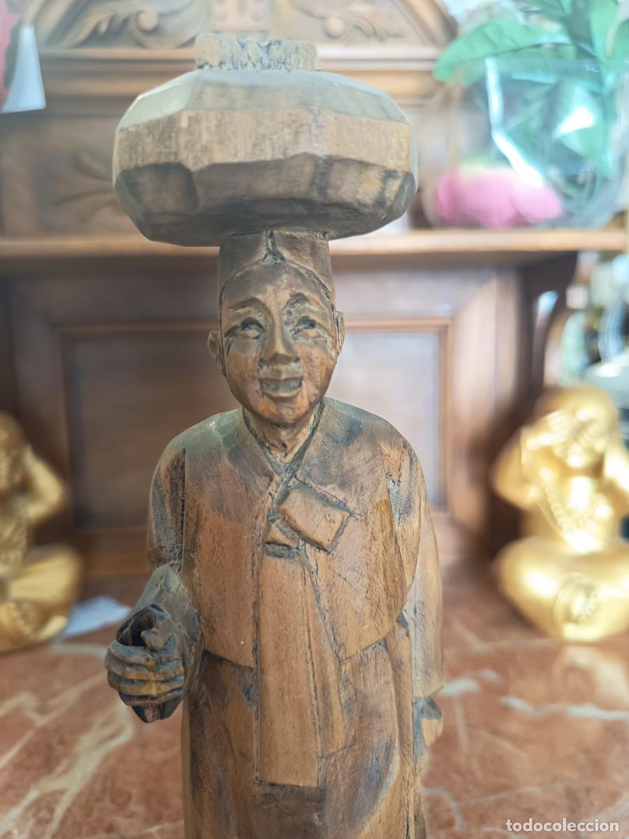 Vintage: Figura oriental de madera - Foto 4