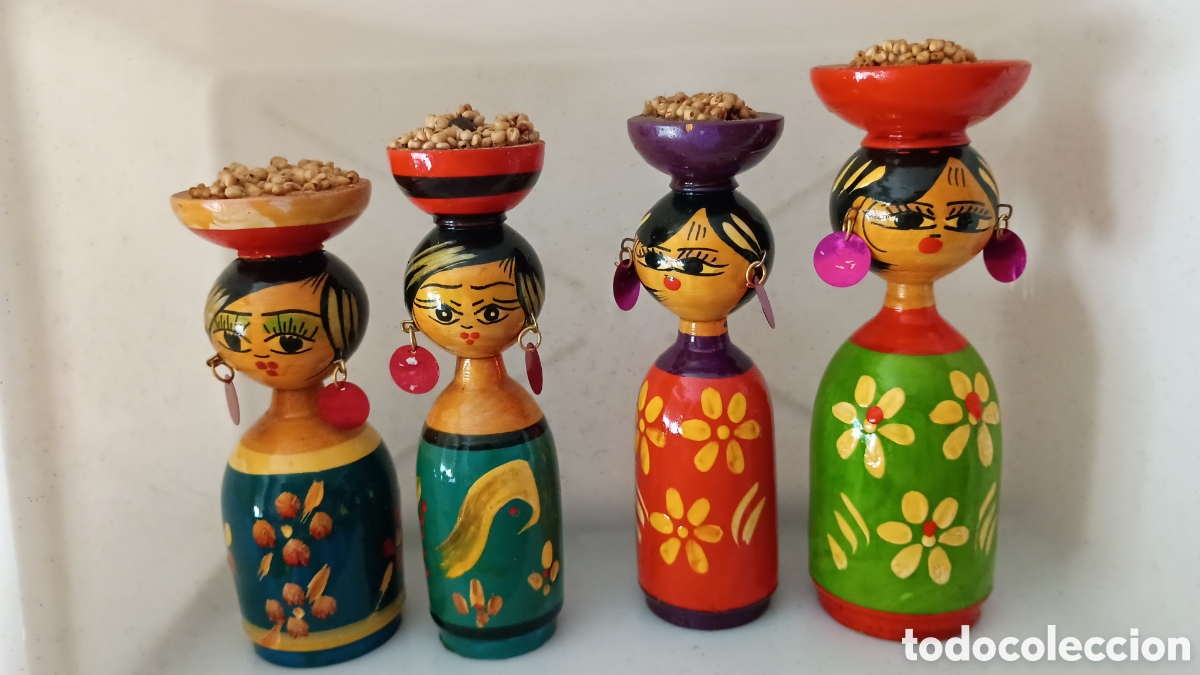 Vintage: Lote de mu&ntilde;equitas egipcias - Foto 1