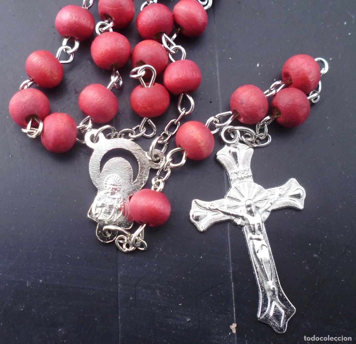 Vintage: Caja con rosario, cuentas en madera
