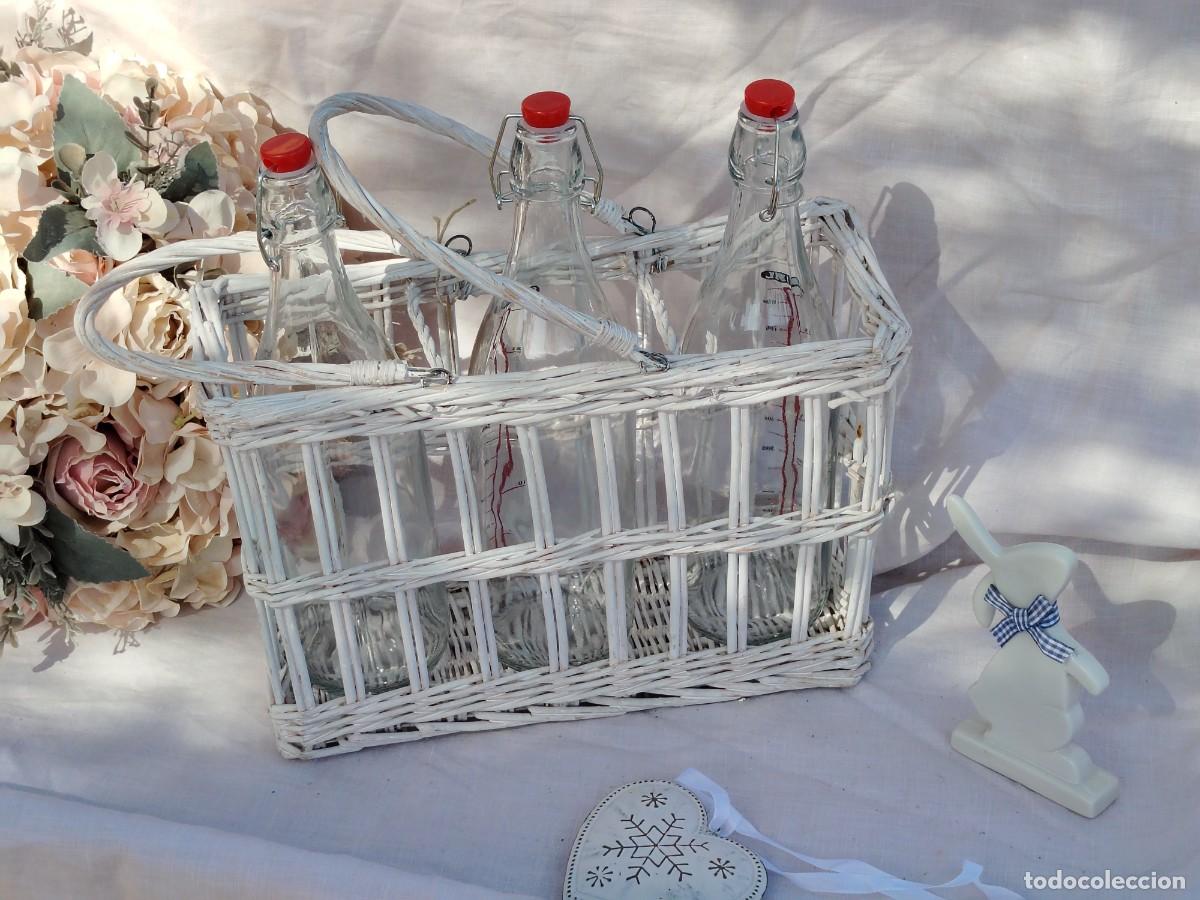 Vintage: Porta-botella mimbre blanco con 3 botellas - Foto 1