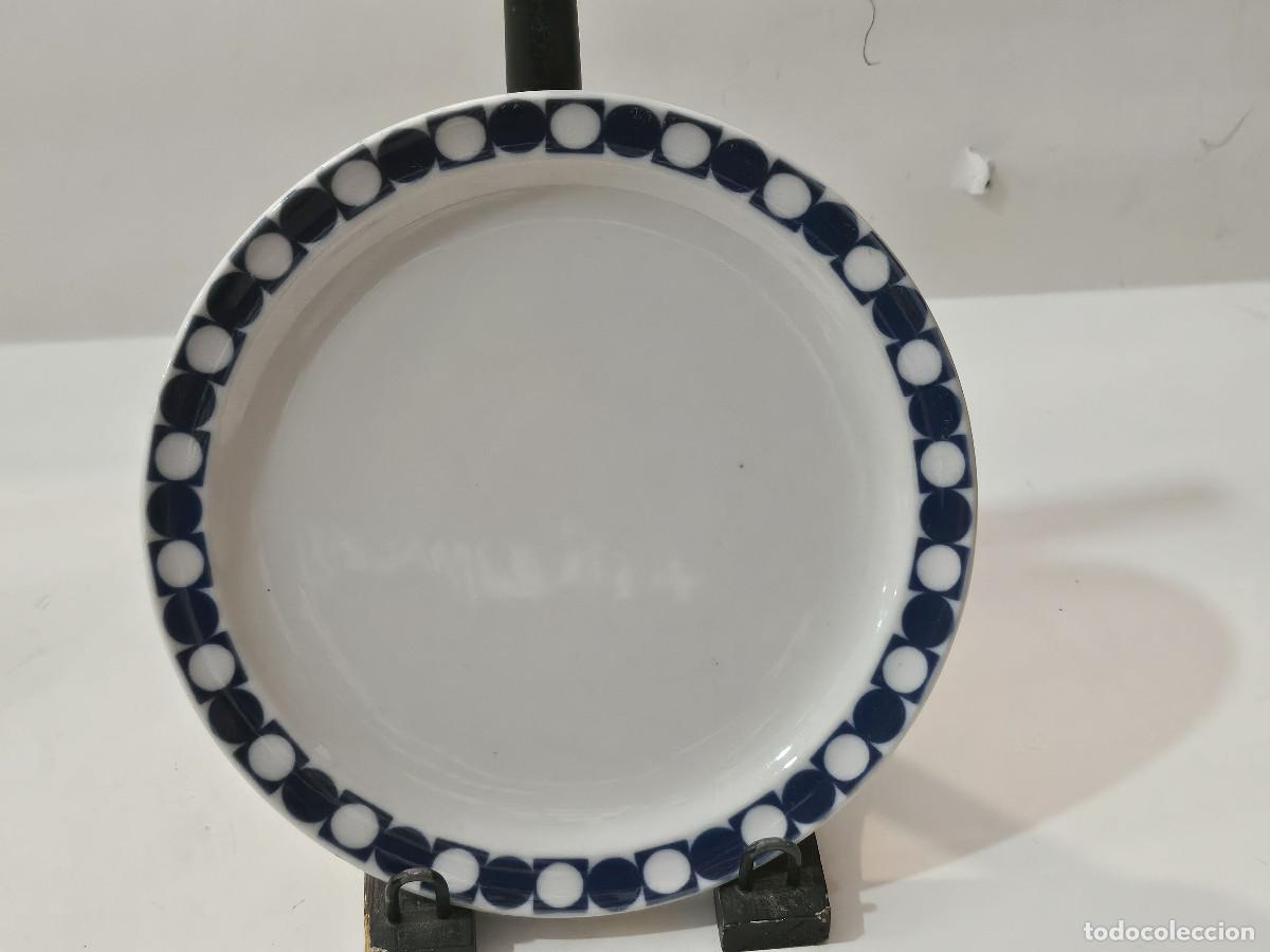 Vintage: plato de porcelana firmado - Foto 1