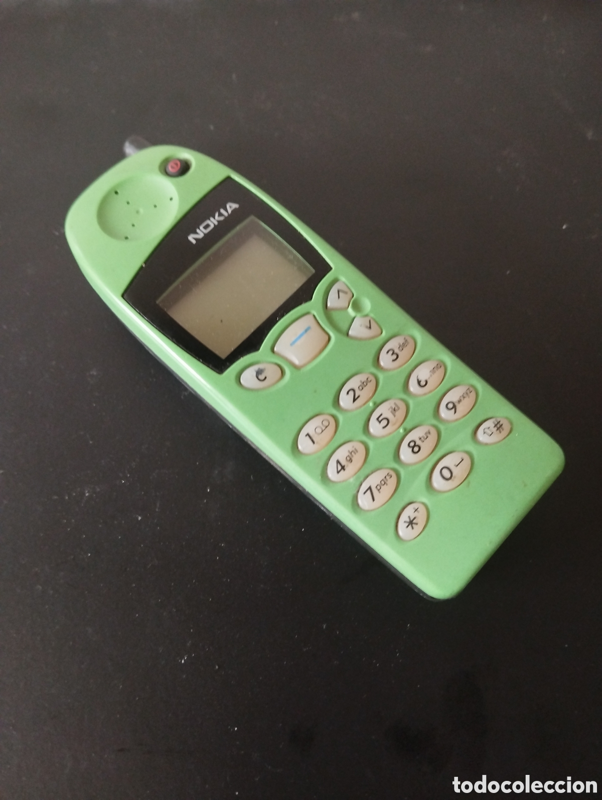 Vintage: Tel&eacute;fono Nokia modelo 81 10 - Foto 2