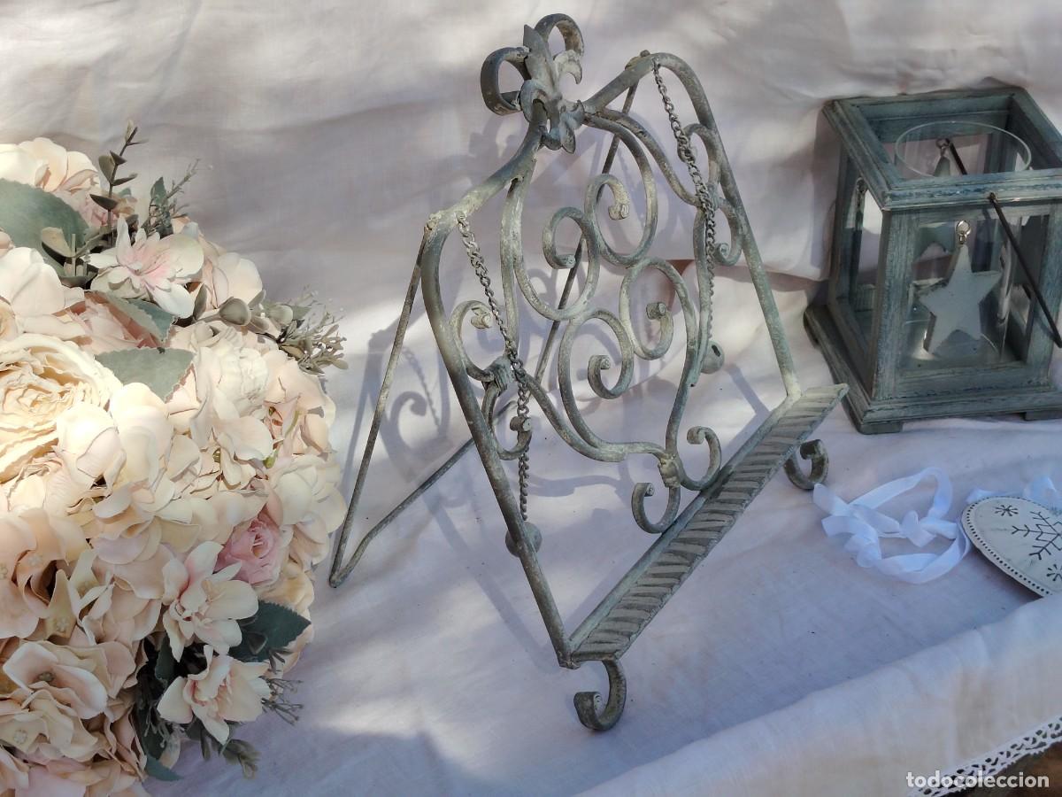 Vintage: Atril de metal gris antic - Foto 2