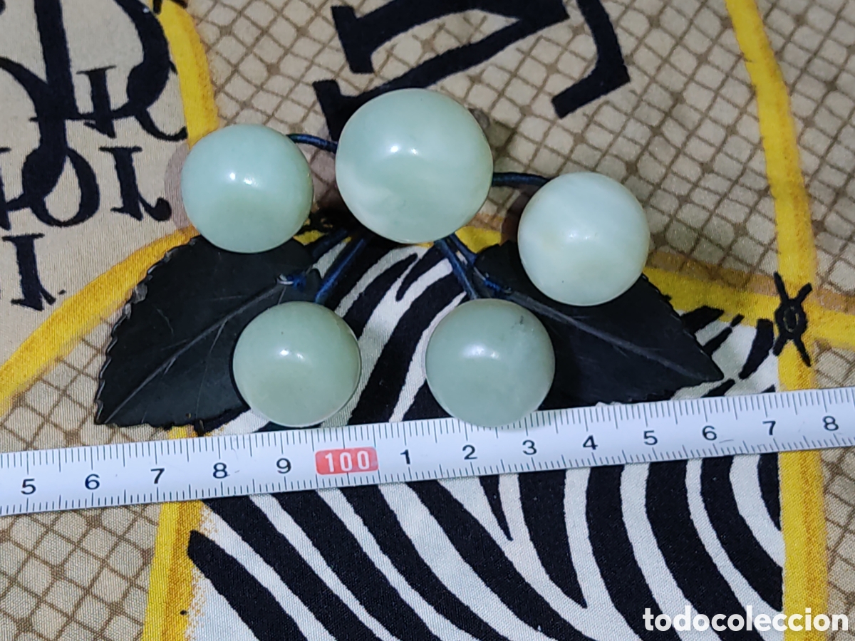 Vintage: Racimo d&eacute; uvas de jade verde.Vintage. - Foto 4