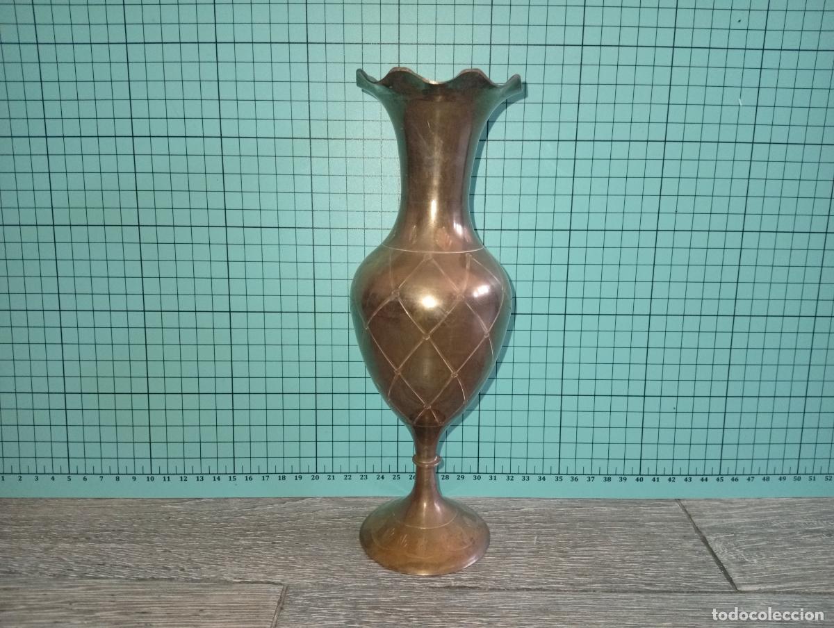 Vintage: Bonito Jarr&oacute;n de bronce labrado vintage - Foto 3