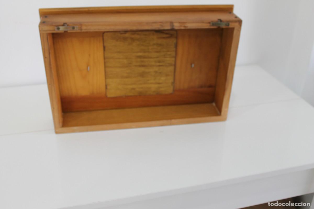 Vintage: CUADRO TAPA CONTADOR MADERA CON AZULEJO - Foto 6