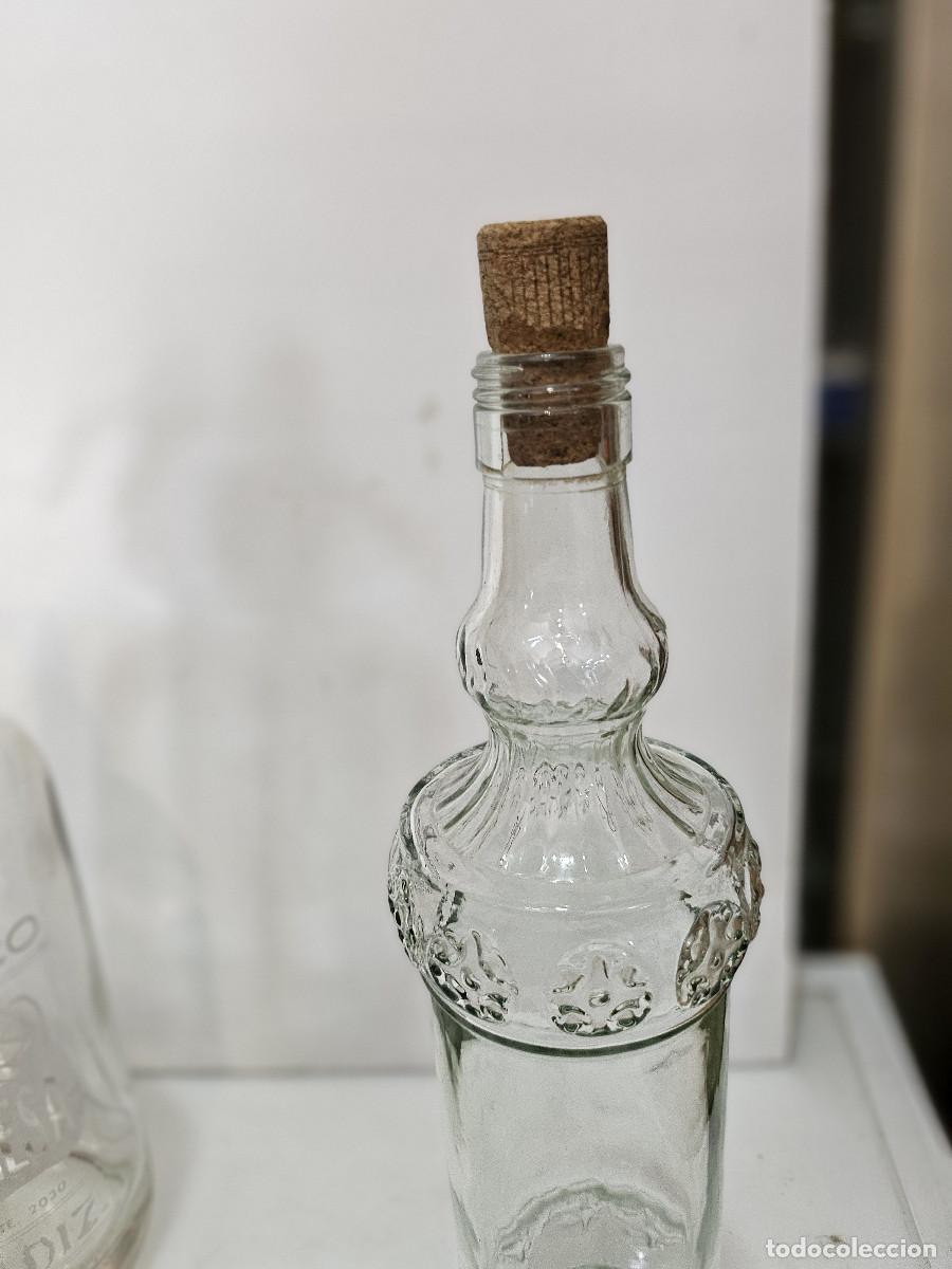 Vintage: botella de cristal antigua - Foto 2