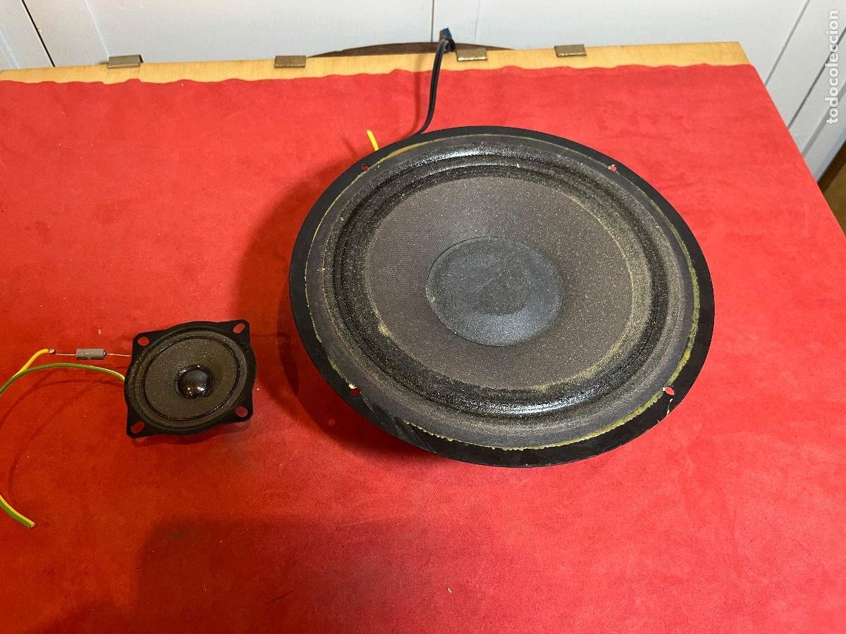 Vintage: Lote 2 altavoces vintage &ndash; para repuestos o reparaciones audio retro