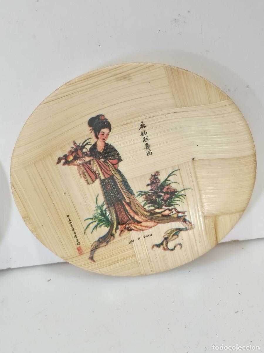 Vintage: 2 peque&ntilde;os platos de bambu - Foto 3