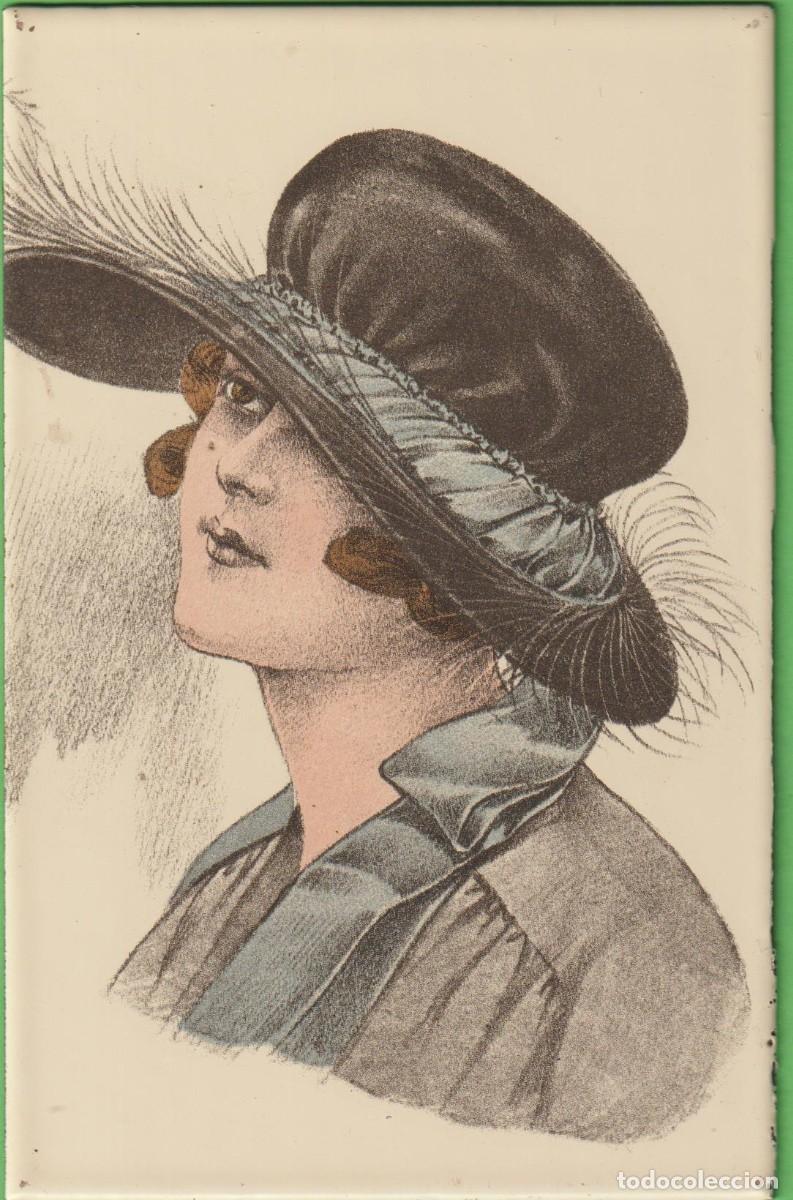 Vintage: RETRATO JOVEN CON SOMBRERO, SOBRE METAL LACADO 13,8 x 9 cm.