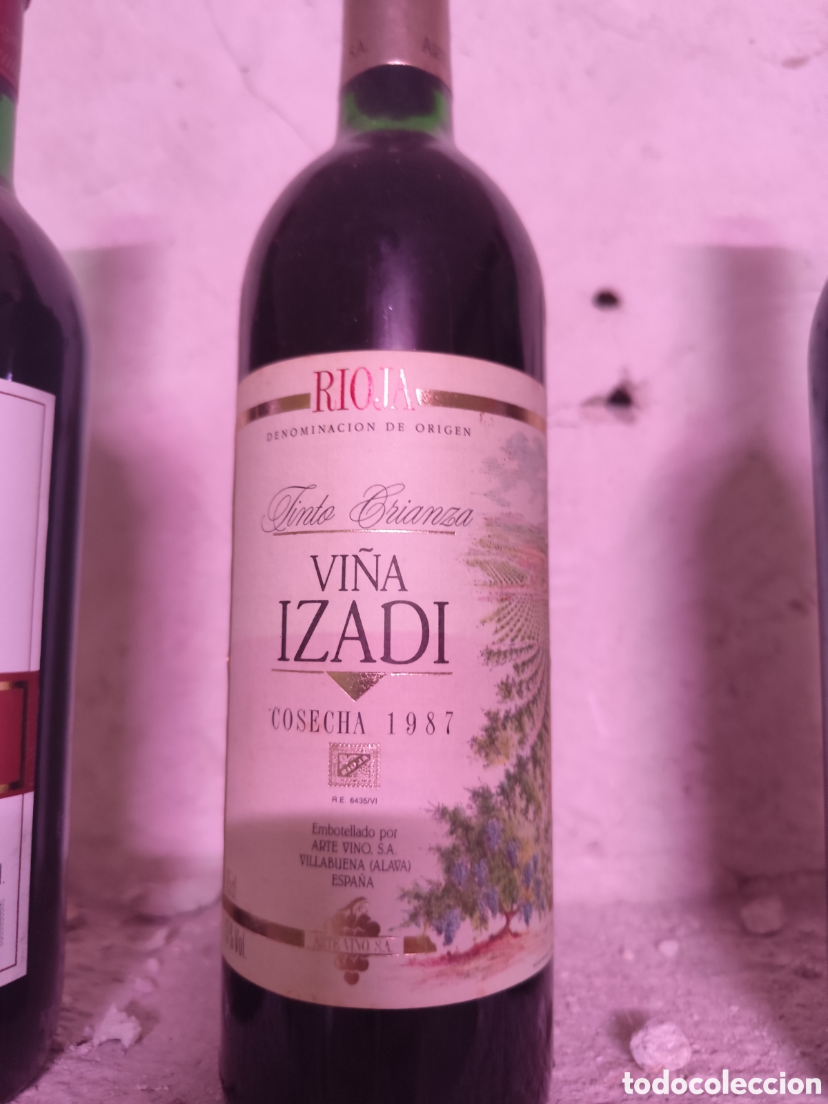 Vintage: Vino tinto buena conservaci&oacute;n - Foto 3