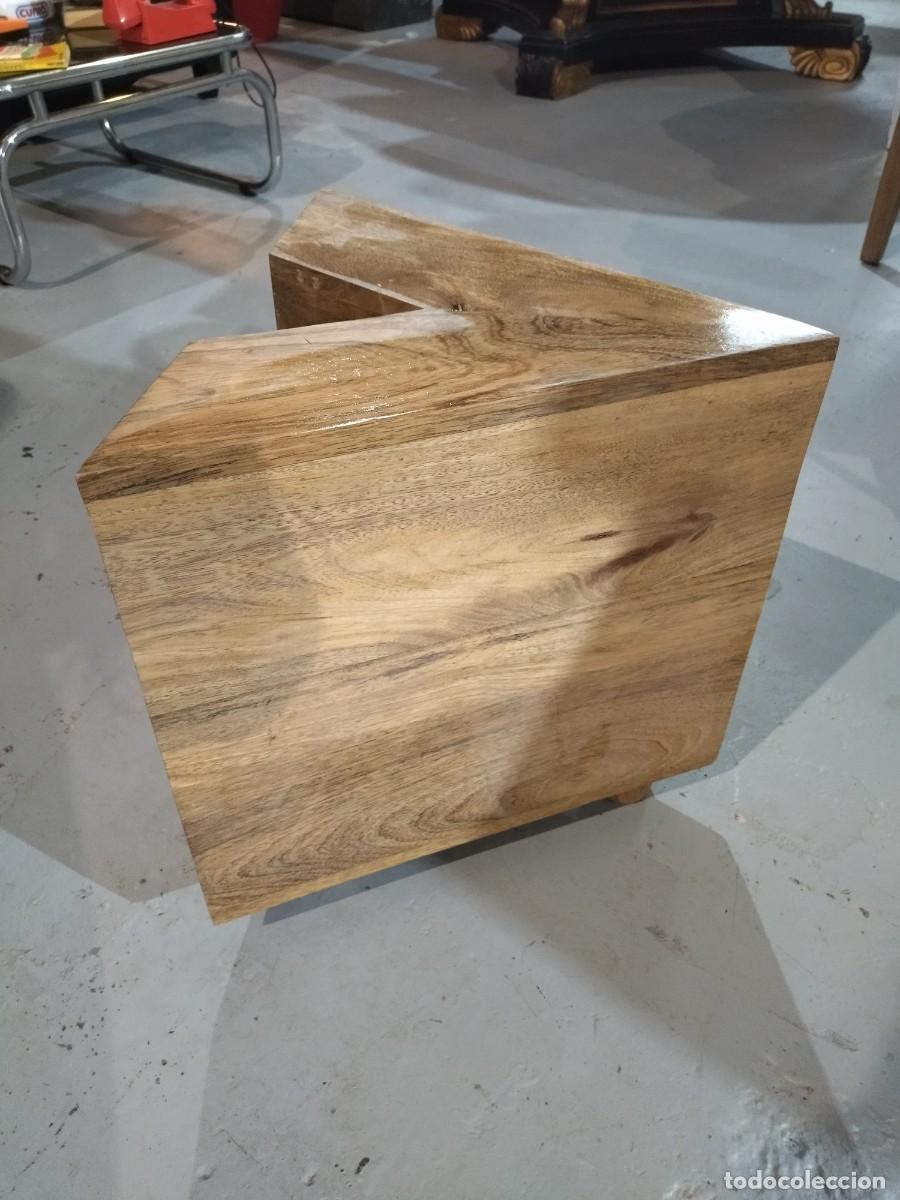 Vintage: Mesita madera natural con forma de punta de flecha - Foto 1