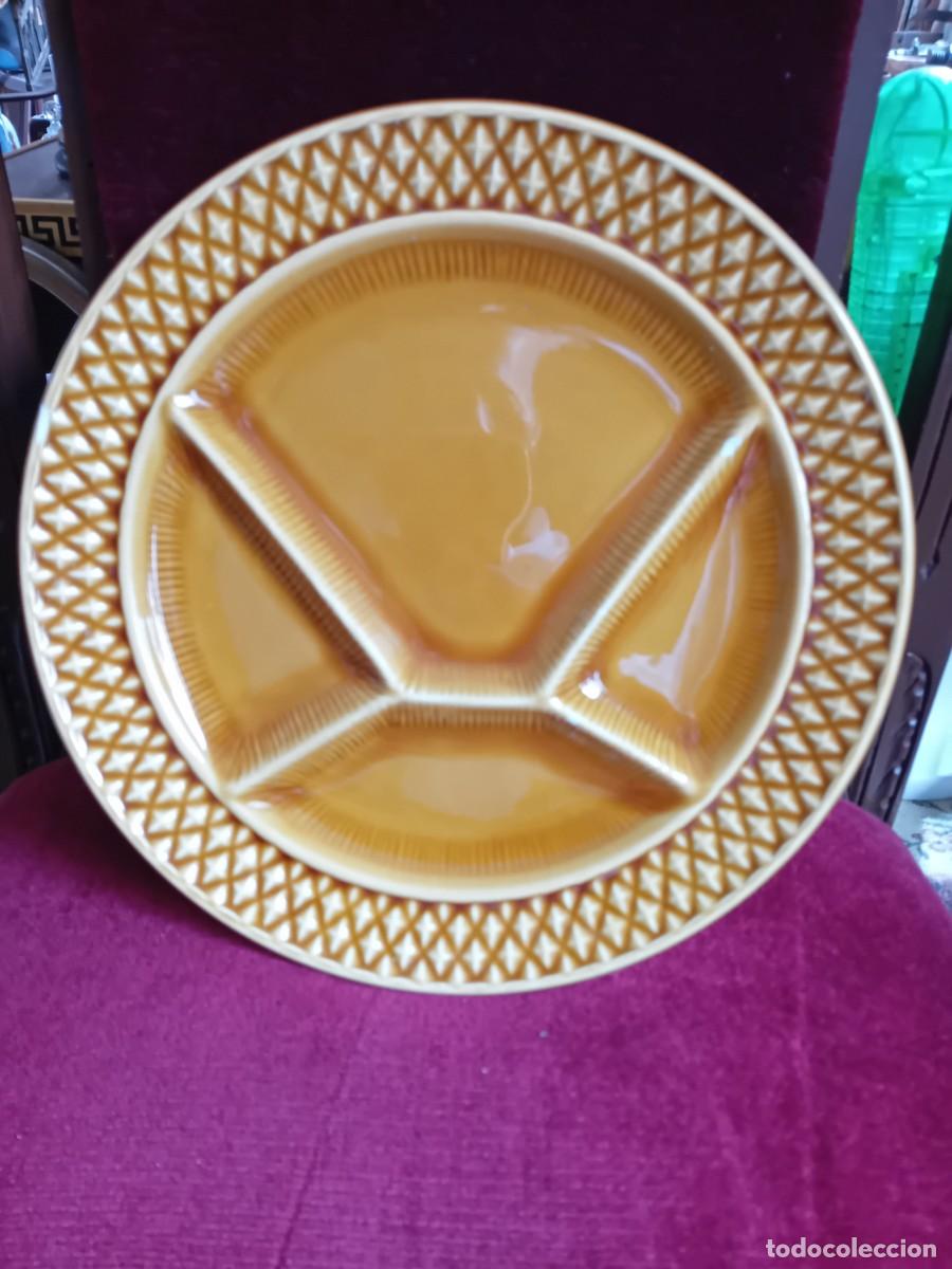 Vintage: Plato de aperitivos de porcelana, d&eacute;cada de los 80. - Foto 1