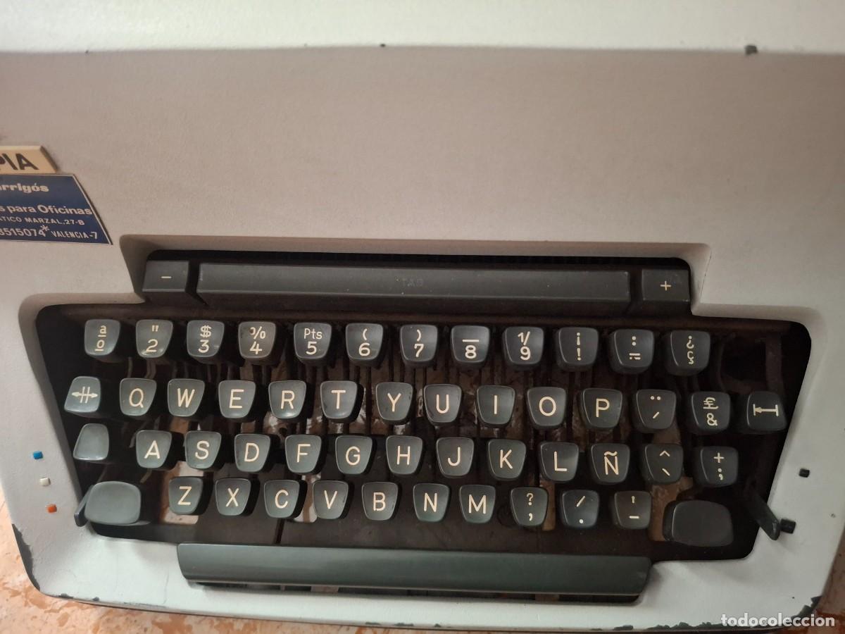 Vintage: MAQUINA DE ESCRIBIR OLYMPIA - Foto 1