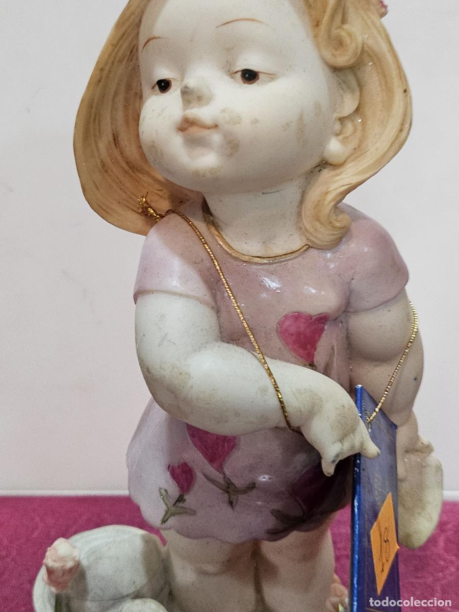 Vintage: figura de ni&ntilde;a en resina - Foto 4