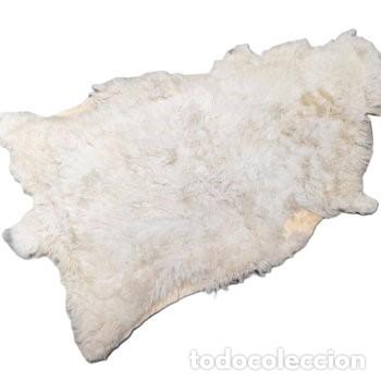Vintage: Alfombra vintage de piel de oveja natural(17.1)