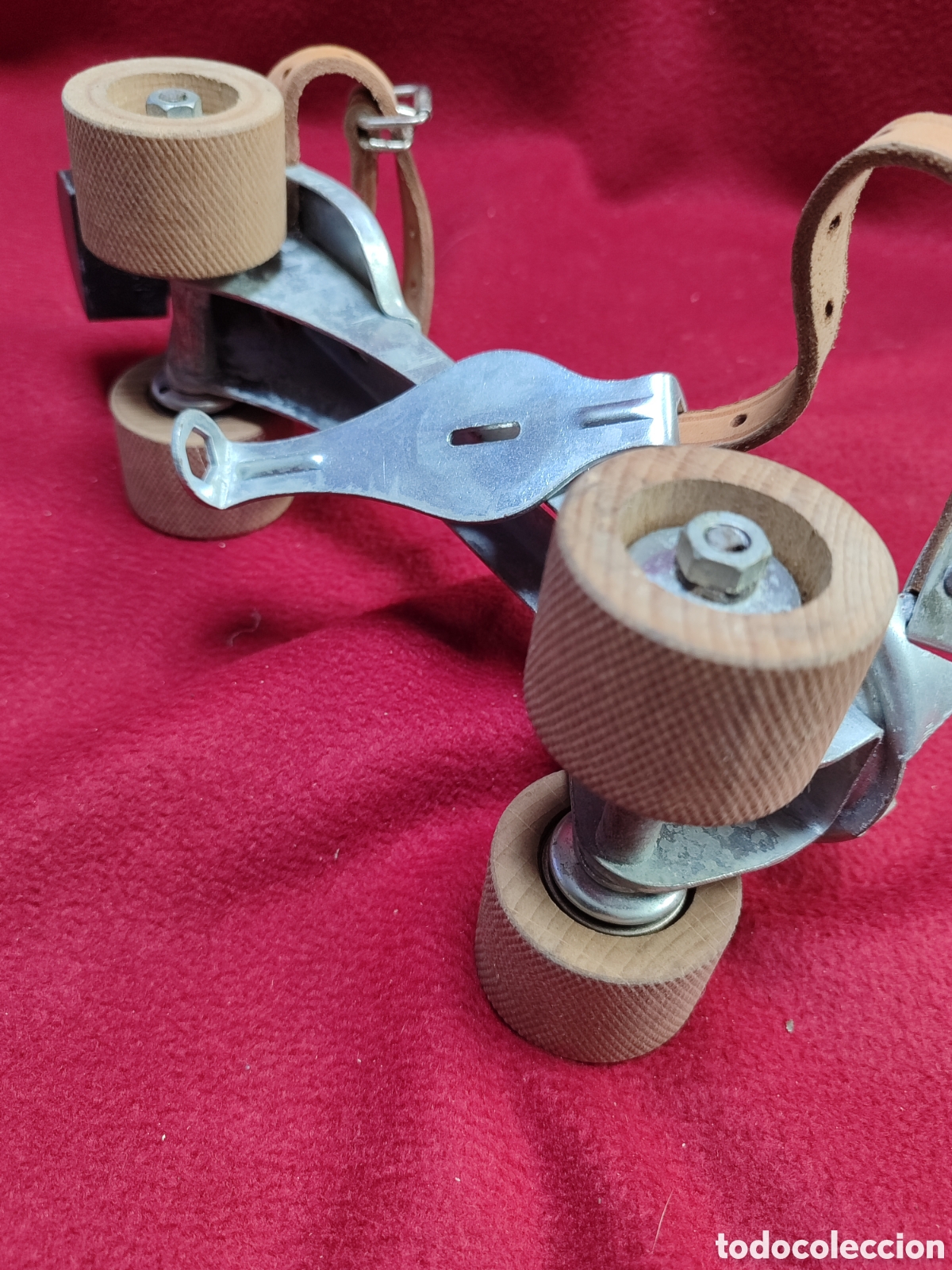 Vintage: Patines de hierro con ruedas de madera - Foto 3