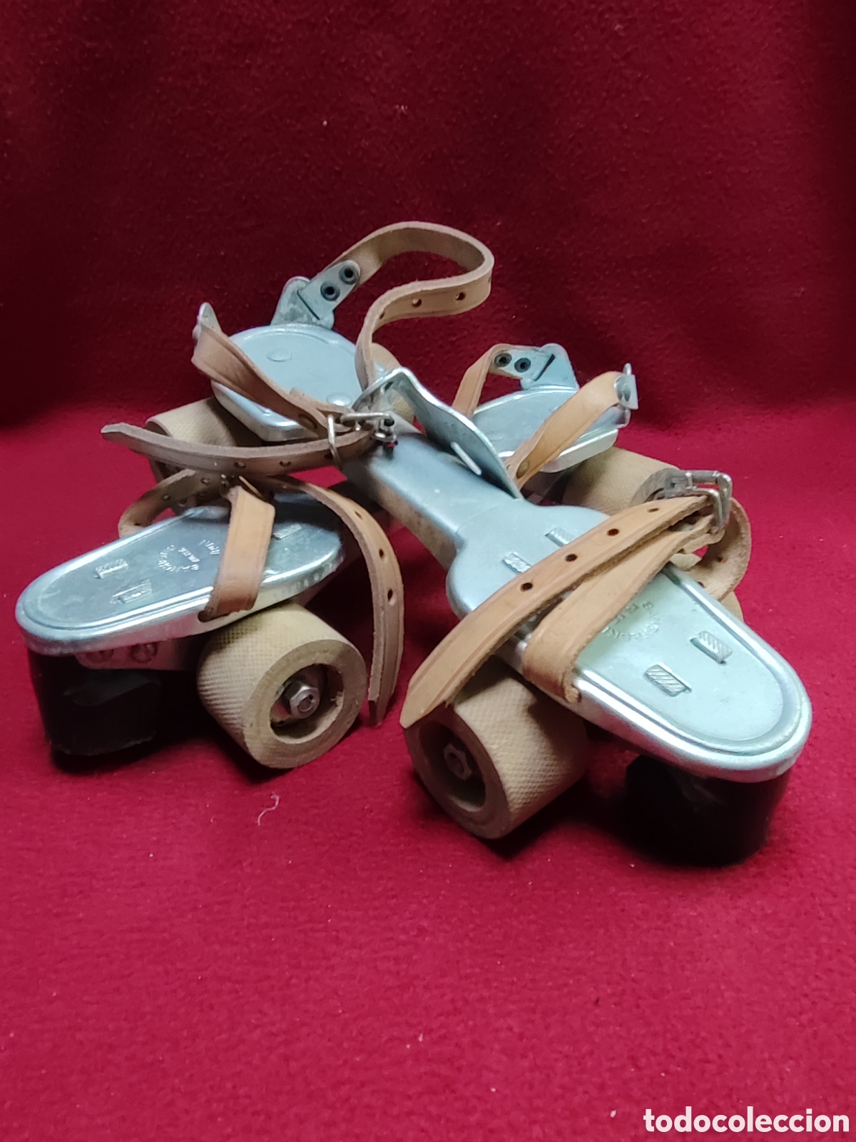 Vintage: Patines de hierro con ruedas de madera - Foto 1