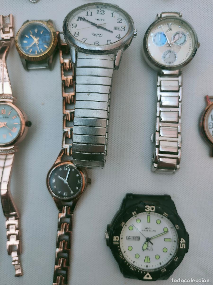 Vintage: un mont&oacute;n de relojes e insignias - Foto 25