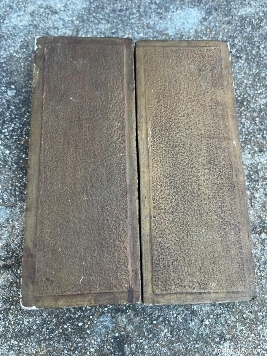 Vintage: Triptico realizado en madera, con l&aacute;minas religiosas. - Foto 5