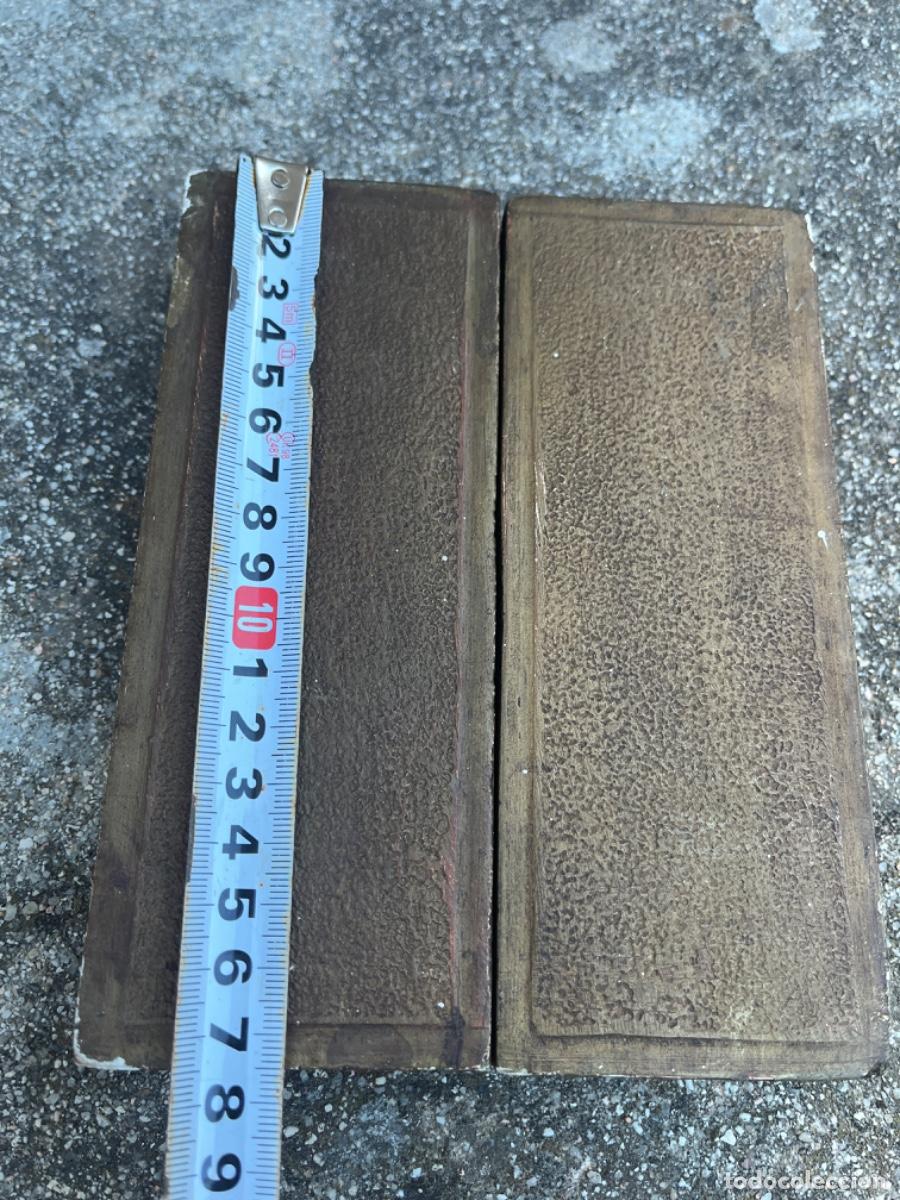 Vintage: Triptico realizado en madera, con l&aacute;minas religiosas. - Foto 7