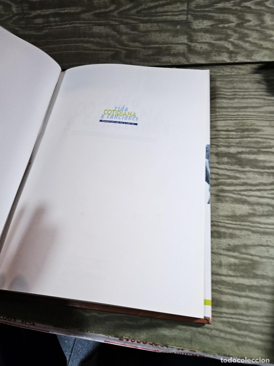 Vintage: libro vida cotidiana y canciones - Foto 3
