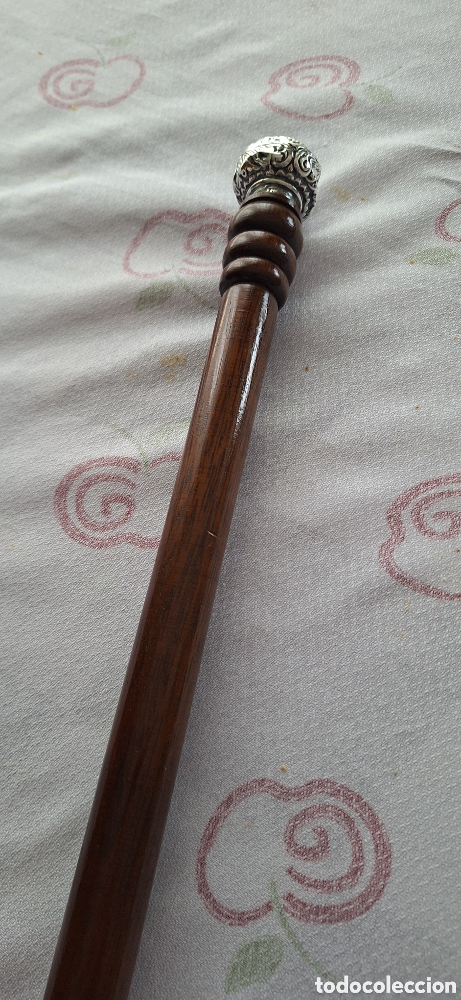 Vintage: Bast&oacute;n de madera con mango de plata repujada - Foto 4