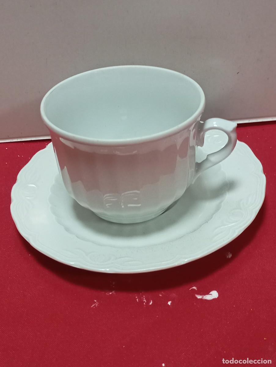 Vintage: tazon y plato de porcelana - Foto 1