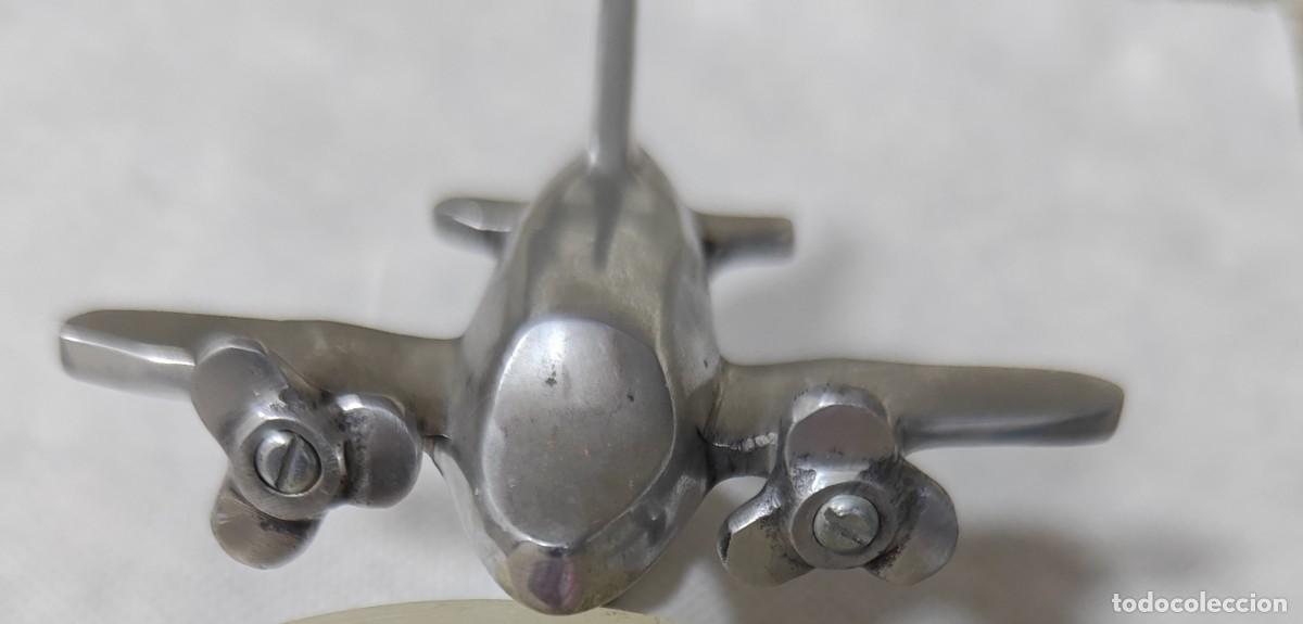 Vintage: Avi&oacute;n Aluminio. Ideal para base similar. - Foto 2