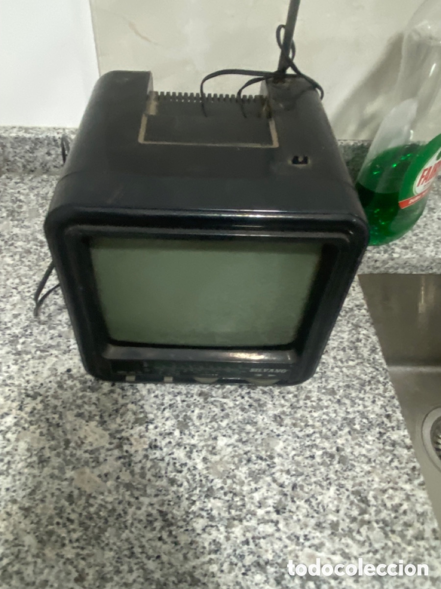 Vintage: Televisi&oacute;n peque&ntilde;a antigua - Foto 2