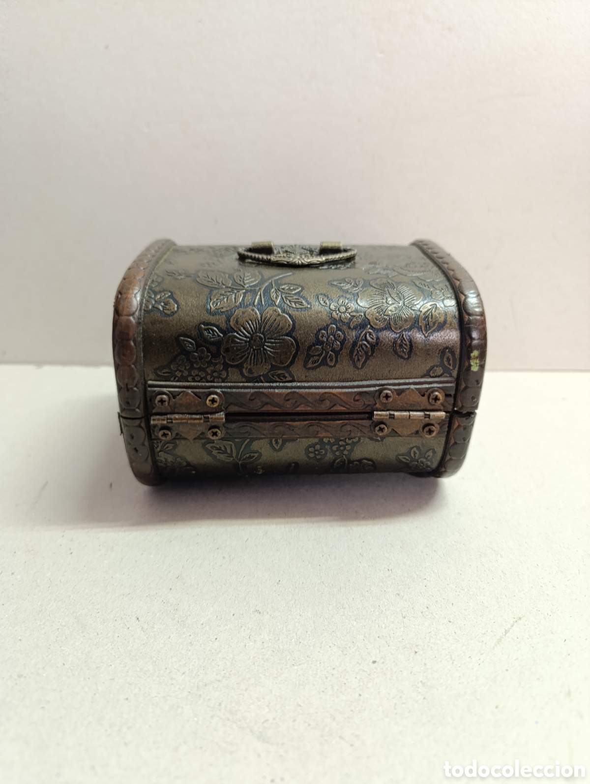 Vintage: CAJA DE MADERA TIPO COFRE. - Foto 3