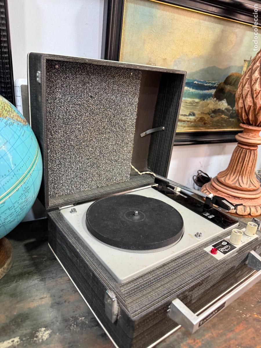 Vintage: ANTIGUO TOCADISCO MALETIN - Foto 13