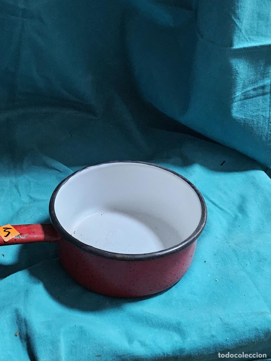 Vintage: cazo de hierro y ceramica - Foto 2