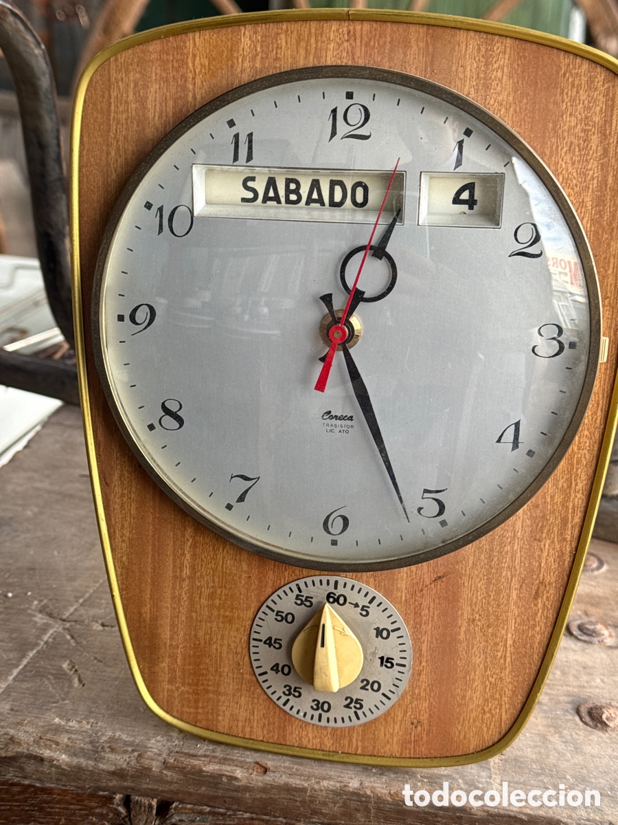 Vintage: reloj transistor coreca franc&eacute;s con calendario y fecha funciona - Foto 1