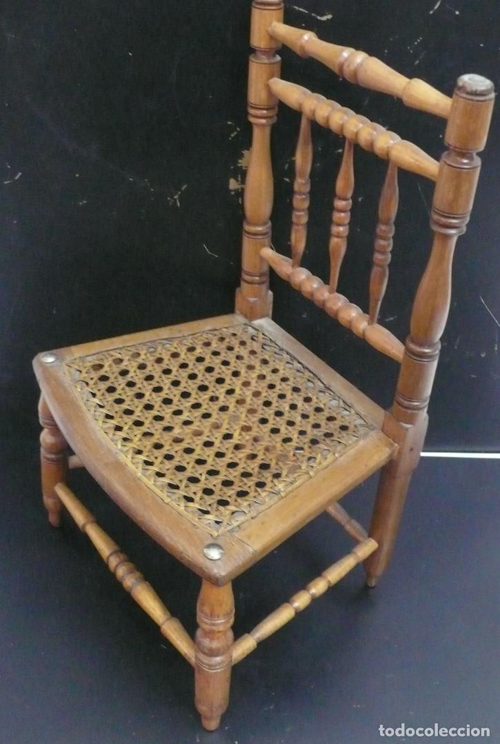 Vintage: PEQUE&Ntilde;A SILLA EN MADERA - Foto 3