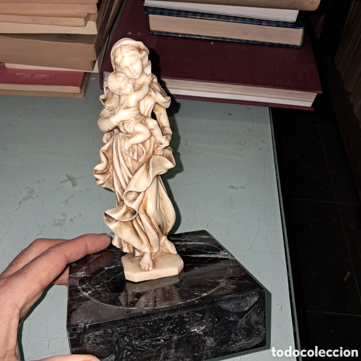 Vintage: Virgen con el ni&ntilde;o en alabastro, 20 cm - Foto 2