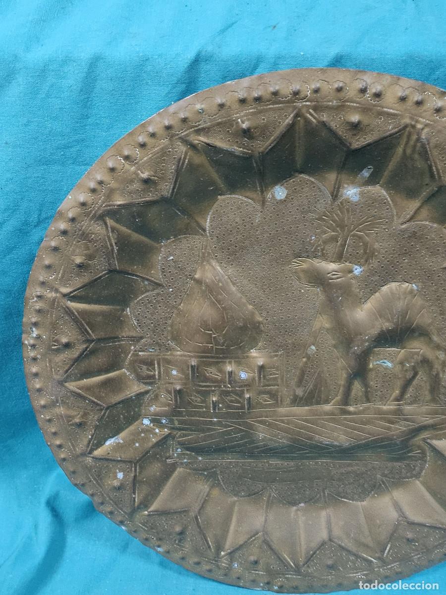 Vintage: plato de metal egipcio camellos - Foto 2
