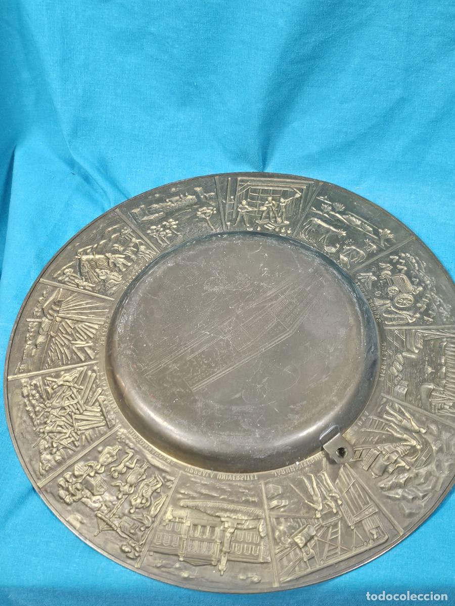 Vintage: plato de metal repujado - Foto 6