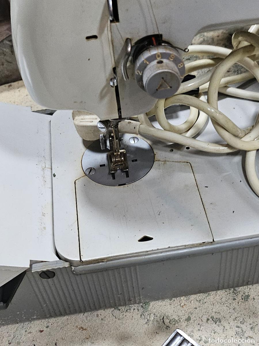 Vintage: maquina de coser eletrica - Foto 5