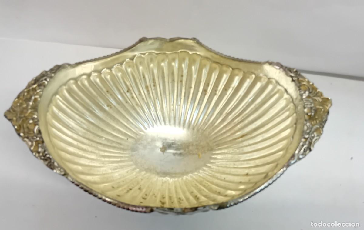 Vintage: Peque&ntilde;o centro de mesa metalico - Foto 3