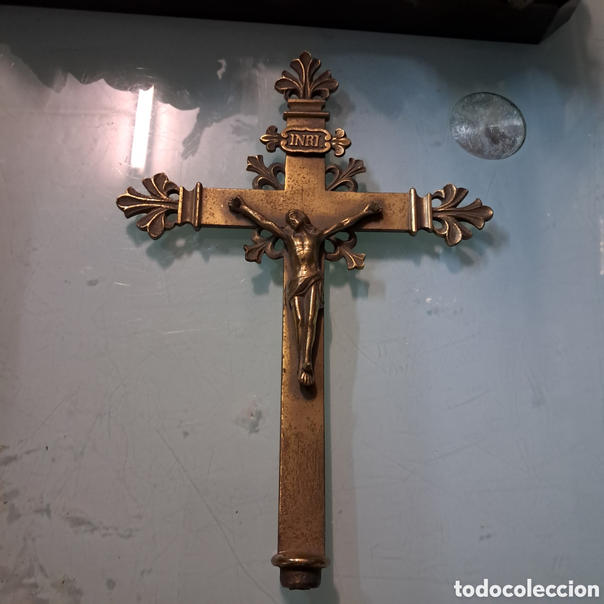 Vintage: Escudo en bronce 27 cm