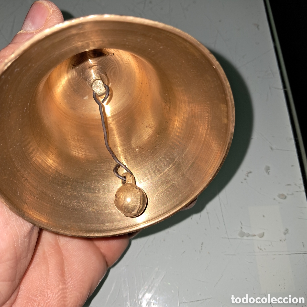 Vintage: Campana de bronce religiosa - Foto 2