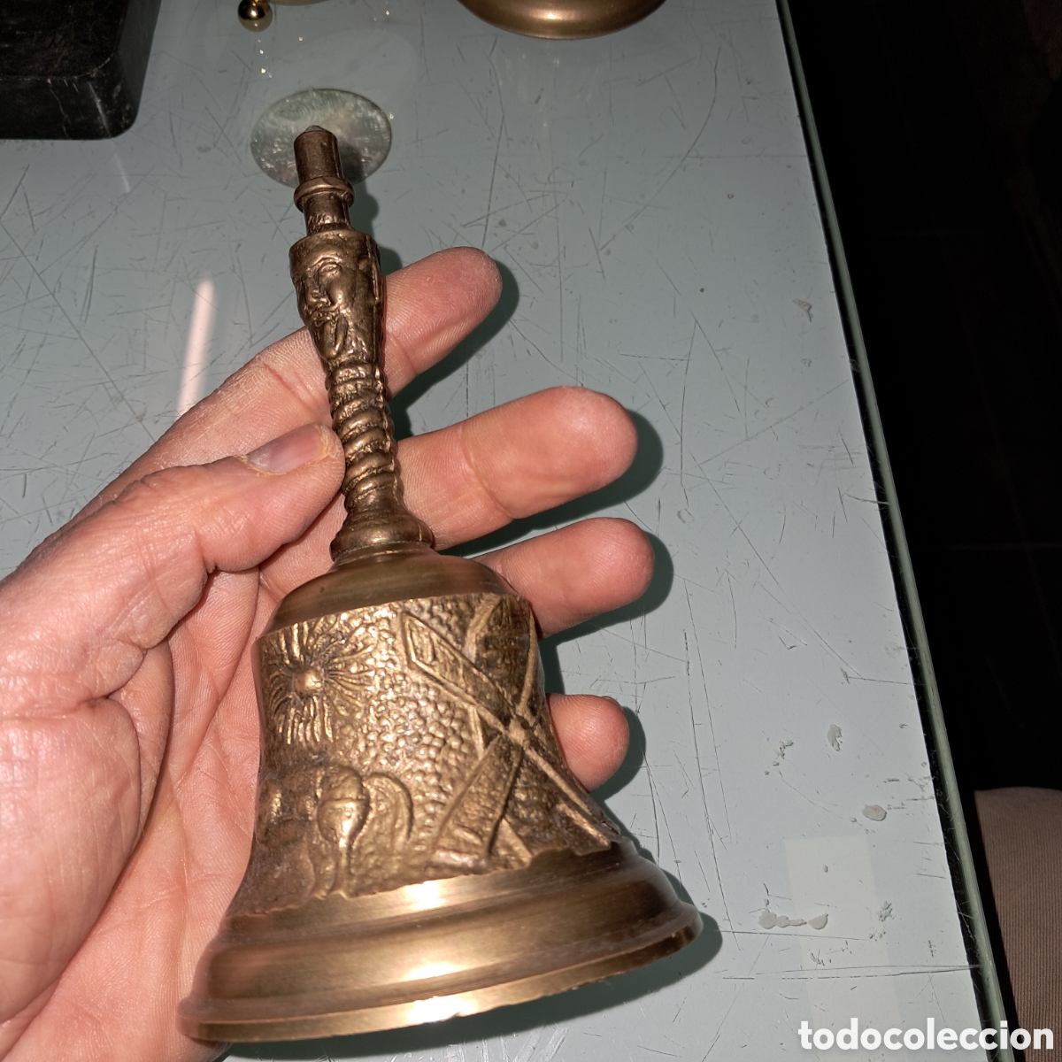 Vintage: Campana de bronce religiosa - Foto 1