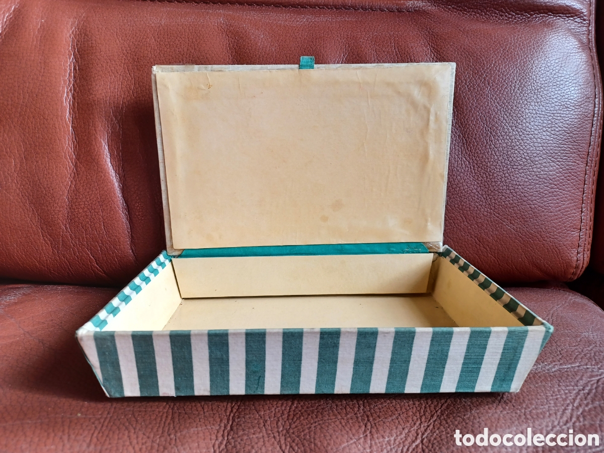 Vintage: Caja pintada a mano, recuerdo de Sabadell. - Foto 5