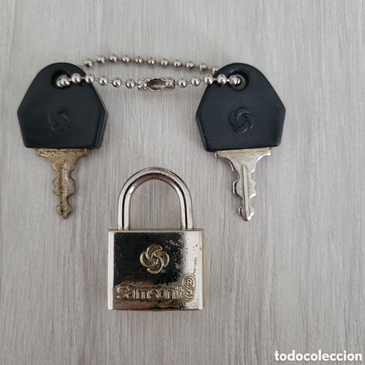 Vintage: Mini candado Samsonite con 2 llaves - Foto 1