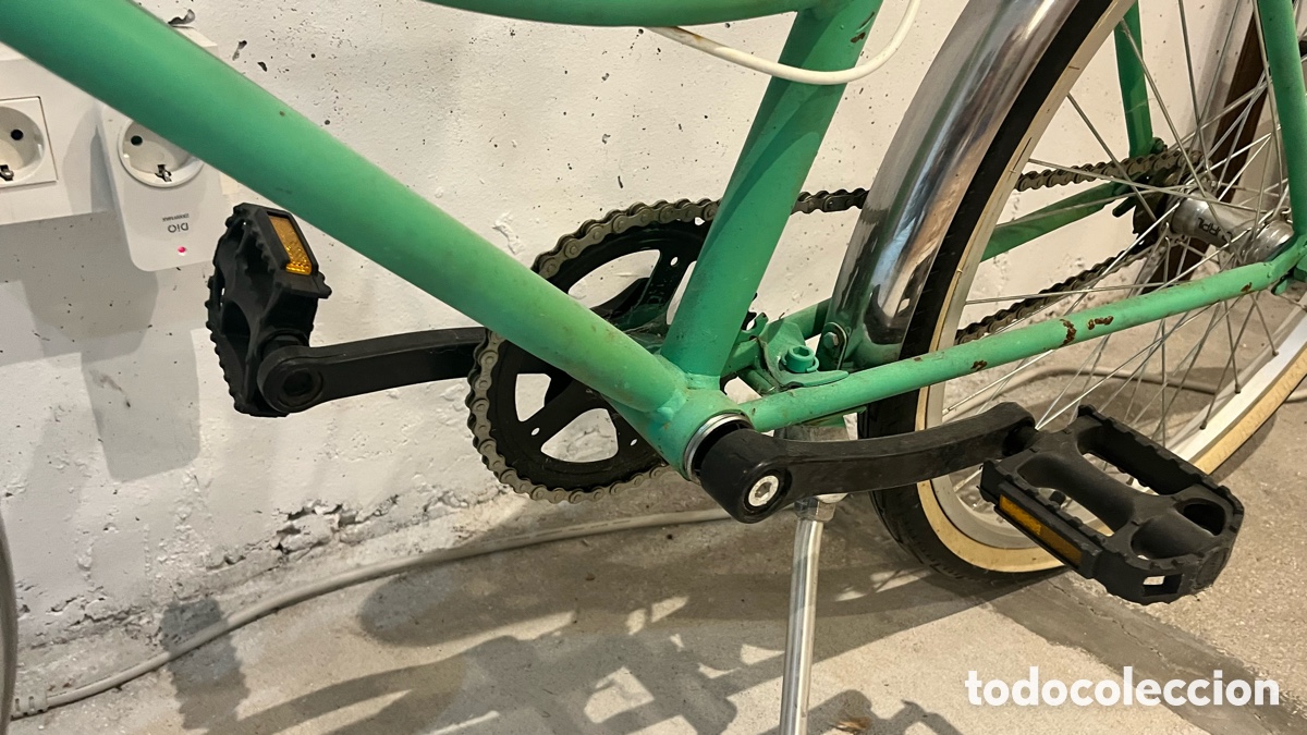 Vintage: Bicicleta cl&aacute;sica verde restaurada - Foto 3
