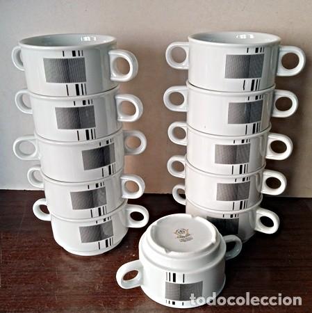 Vintage: Juego de 11 tazas desayuno de la marca Capeans