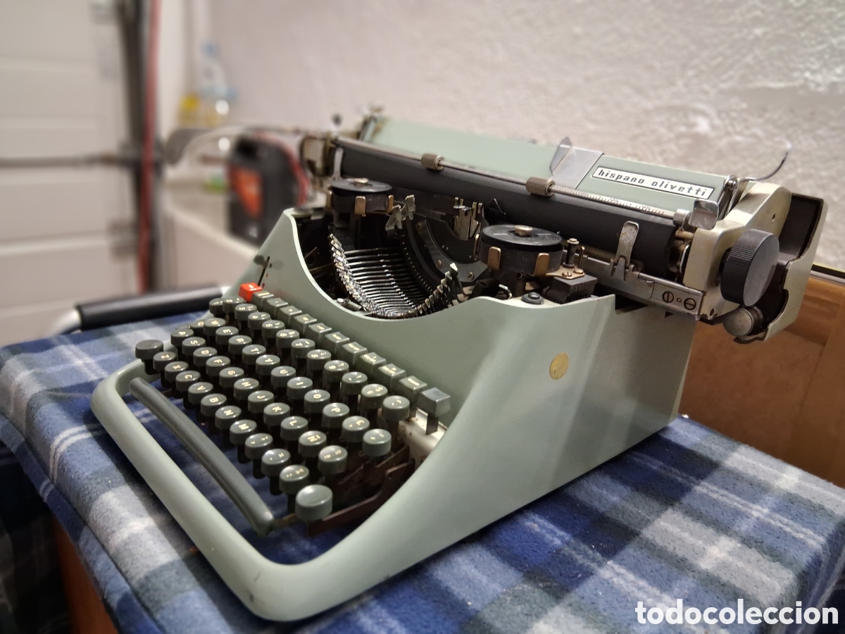 Vintage: M&aacute;quina de escribir Hispano Olivetti - Foto 1