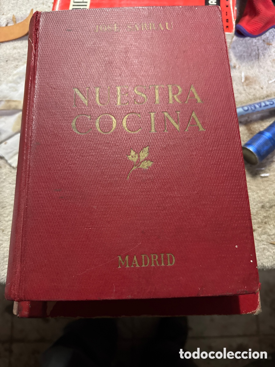 Vintage: Libro Nuestra Cocina de Jos&eacute; Sarri&agrave;